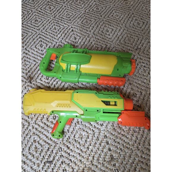 NEW Buzz Bee Toys Water Warriors Air Pressure Gun Water Blaster Outlaw - Picture 14 of 16